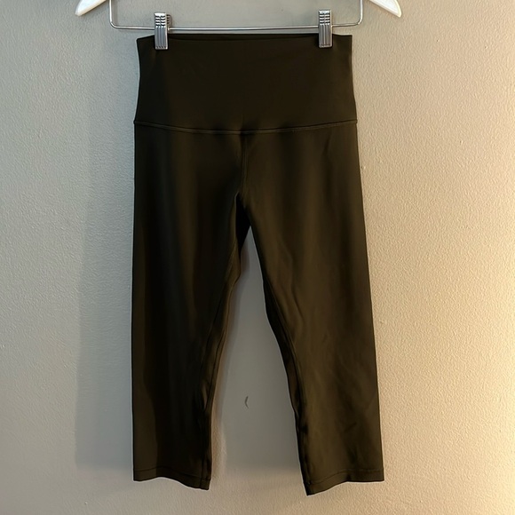 Lululemon Align Crop 19" Legging Size 6 - Picture 1 of 3